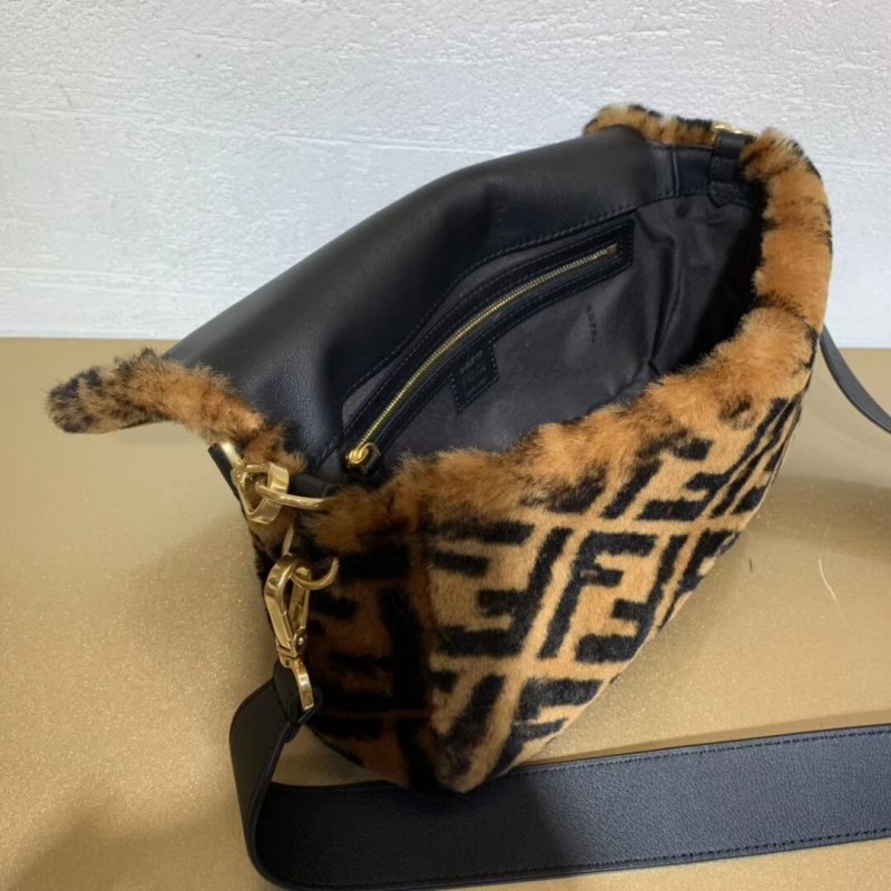 Fendi Sheepskin Baguette Bag 8BR600 Easybags64730