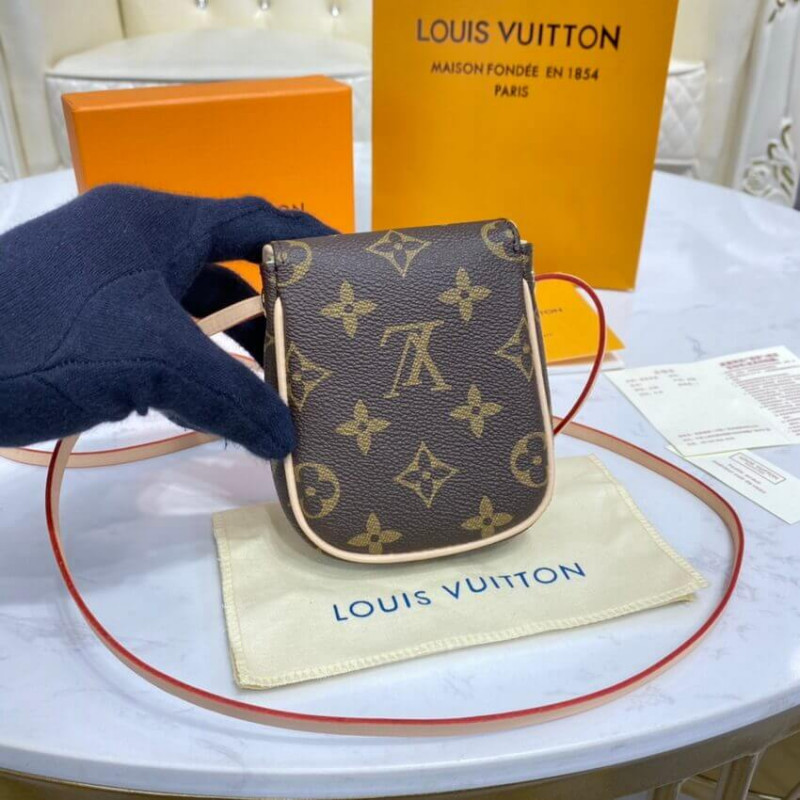 Discover the Exquisite Louis Vuitton Pochette Cancun Pouch Replica